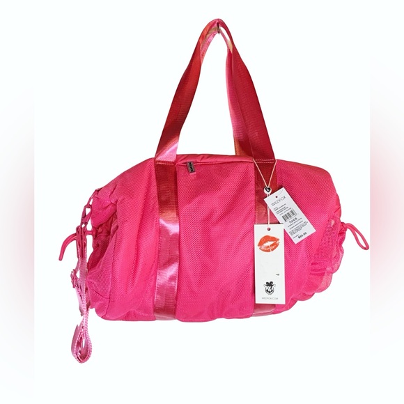 Wildfox Pink Duffle -NWT - Picture 2 of 5
